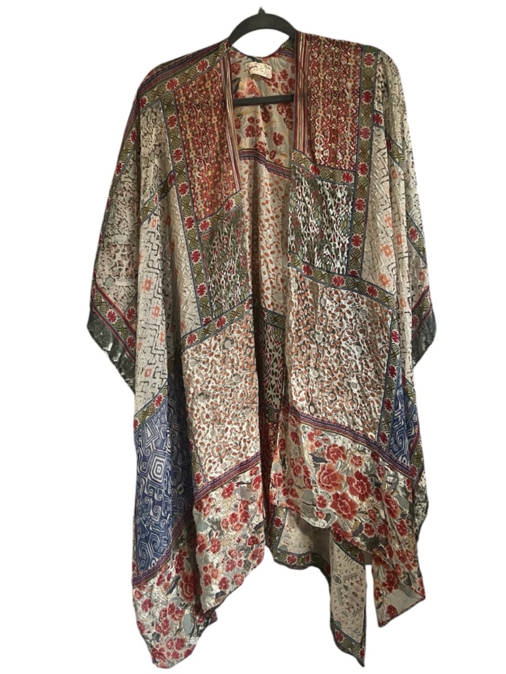Free people Bohemian Floral Patchwork Kimono top - Multicolor